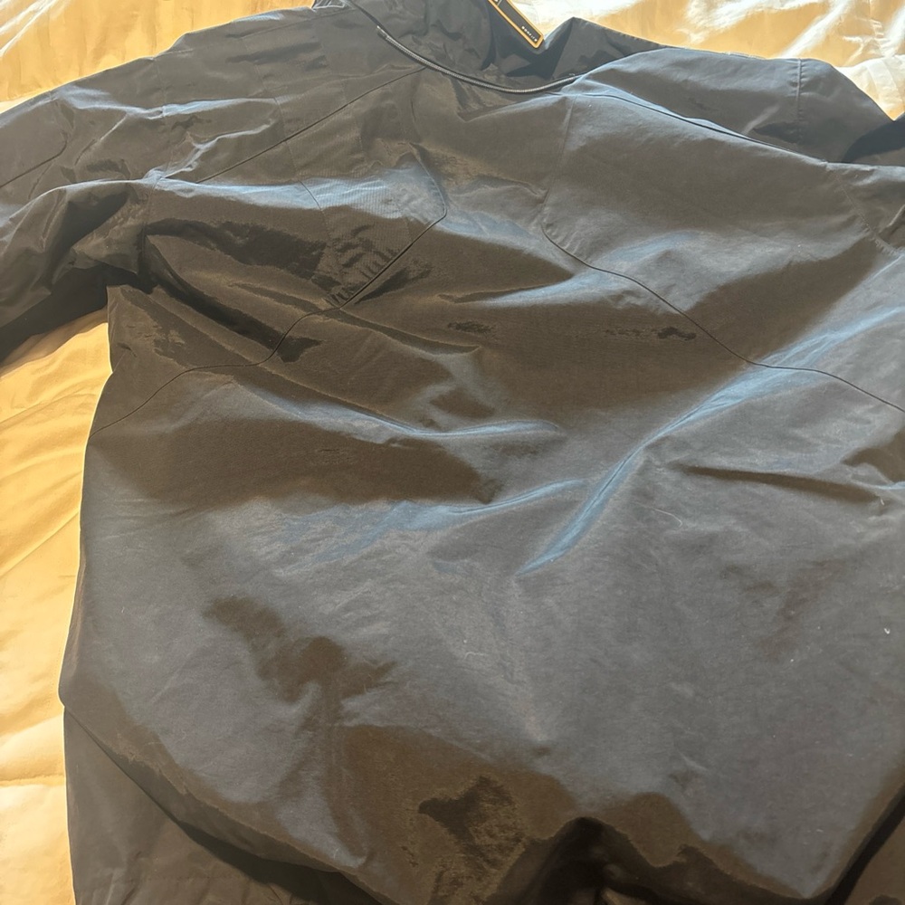 Men's Black and Gray Ski Jacket - Picture 5 of 7